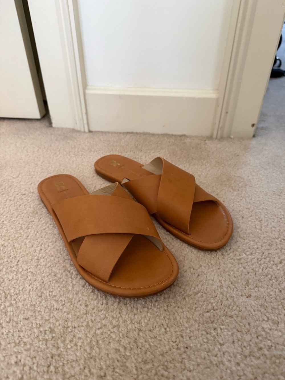 Women’s BC Footwear Tan Sandals size 10